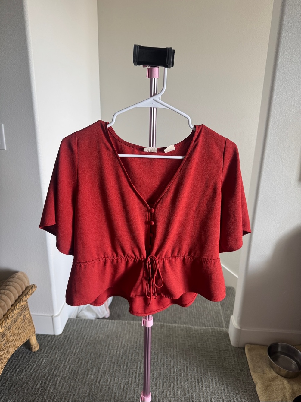 Levi's Red V-Neck Tie-Waist Button Front Blouse